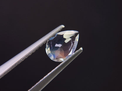 0763-2　アンデシンラブラドライト　0.68ct