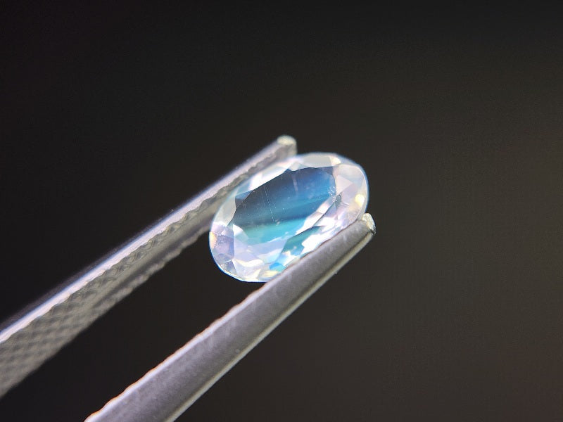 0761-7　アンデシンラブラドライト　0.72ct