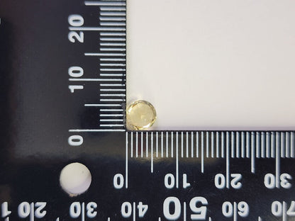 0091-11　イエローラブラドライト　0.80ct