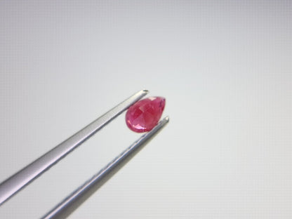 r-BE-3　レッドベリル　0.11ct
