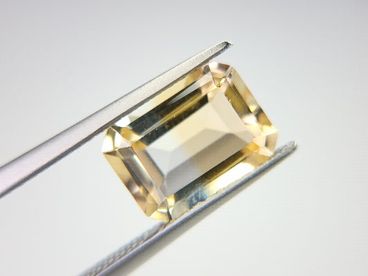 0365-4-22　バイカラーシトリン　2.51ct