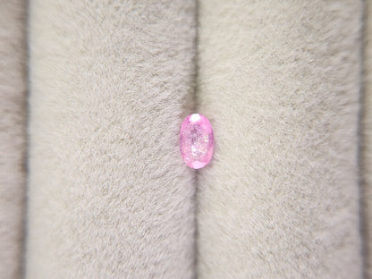 0028-4　虹入り！ピンクサファイア　0.31ct