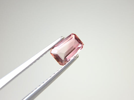 0879-81 トルマリン  0.43ct