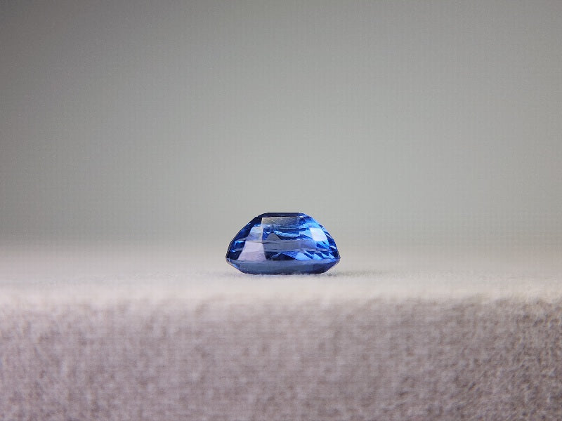 0035-1-37　カイヤナイト　1.22ct