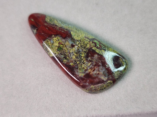 0934-4　ドラゴンブラッドジャスパー　33.35ct