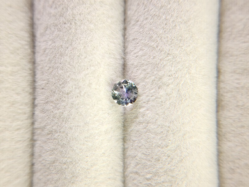 0657-20-2　ゾイサイト　0.41ct