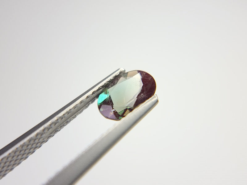 0504-12　バイカラーアンデシン　0.72ct