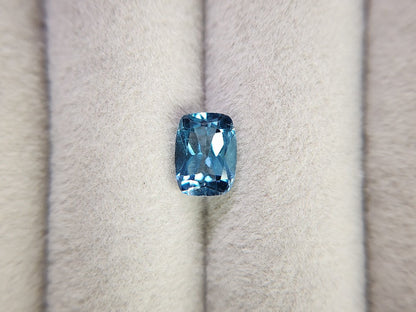 0931-14　ロンドンブルートパーズ（欠けあり）　1.58ct