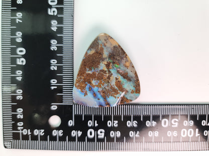 0903-2　ボルダーオパール（穴あき）　52.03ct
