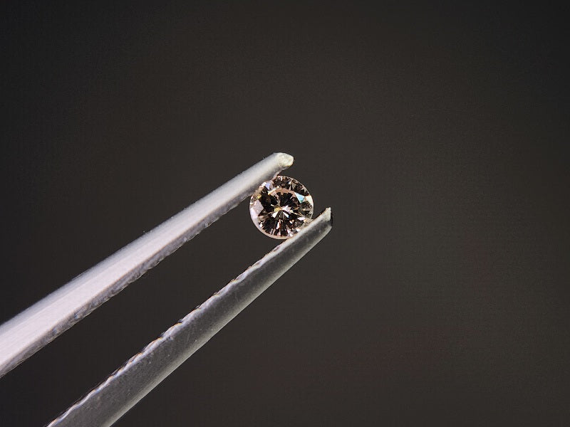 0015-2-1　ブラウンダイヤモンド　0.05ct