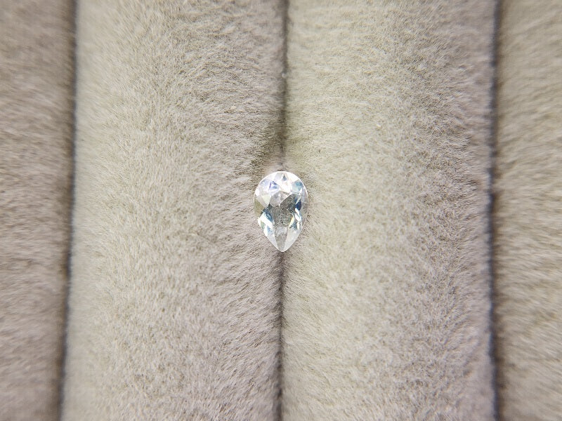 0762-21　アンデシンラブラドライト　0.33ct