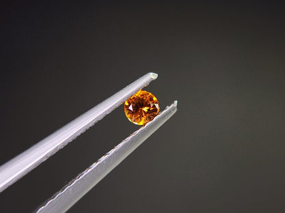 0090-10　モンタナサファイア　0.12ct