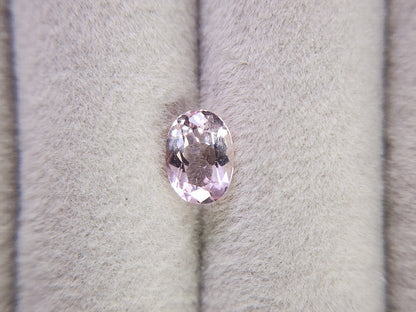 0908-11　モルガナイト　0.99ct