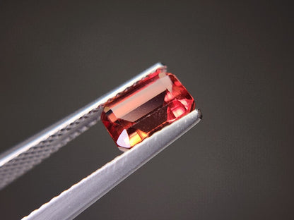 0151-2-7　バイカラーアンデシン　1.08ct