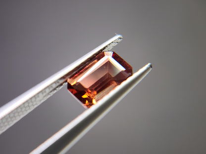 0151-3-2　バイカラーアンデシン　0.73ct