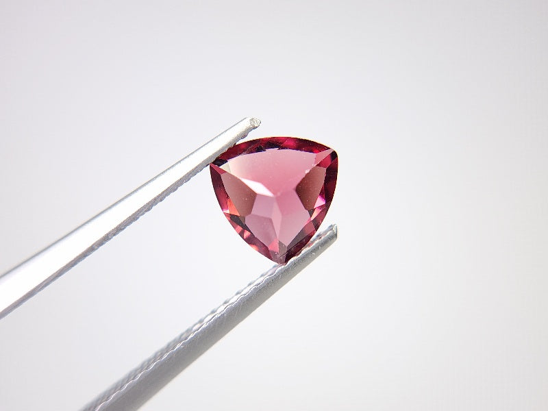 0910-1-16　ガーネット　1.39ct