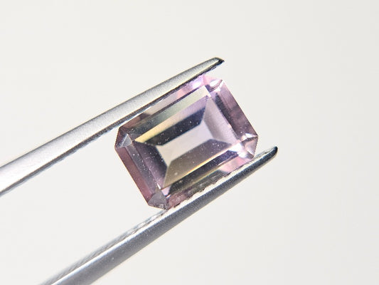 AMT-8　アメトリン　1.68ct