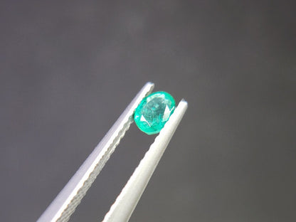 0936-6　エメラルド(コロンビア産)　0.27ct
