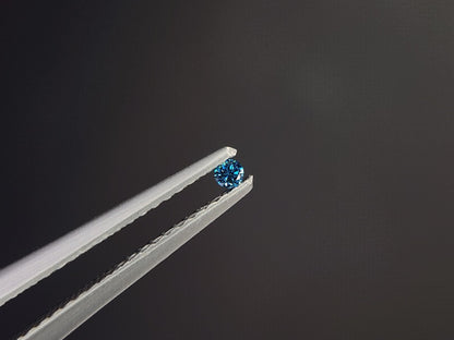 0015-3-7　ブルーダイヤモンド(トリートメント)　0.03ct