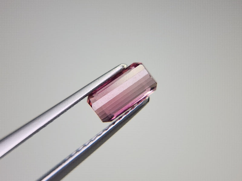 0879-27 トルマリン  0.72ct