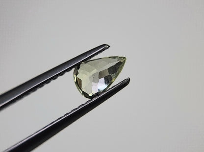 0644-9-3　ゾイサイト　0.36ct