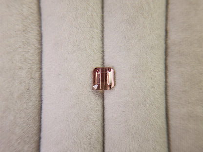 0879-15　トルマリン　0.79ct