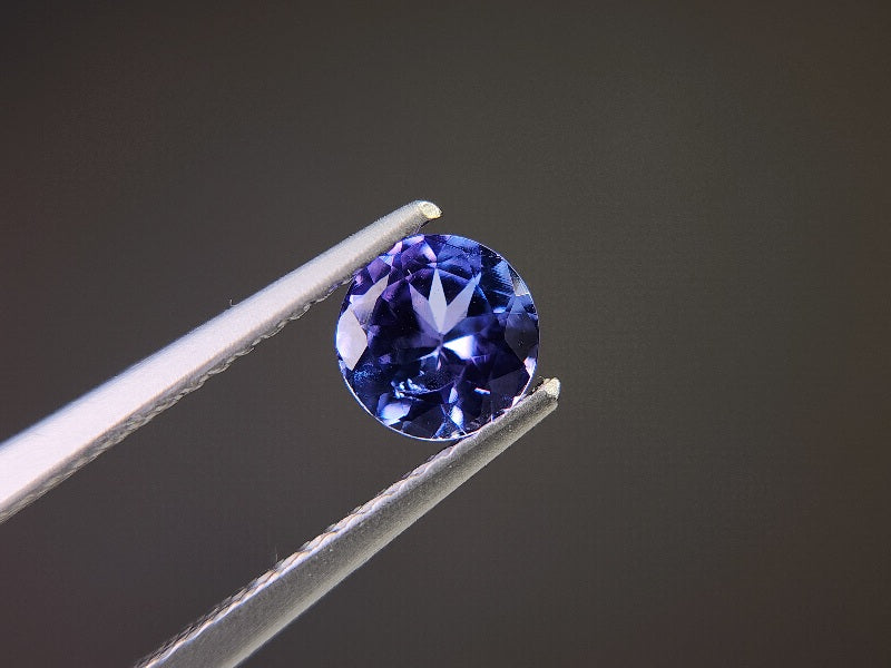 0153-6　タンザナイト　0.63ct