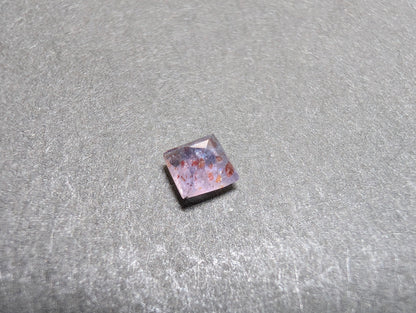 0324　アイオライトサンストーン　0.38ct