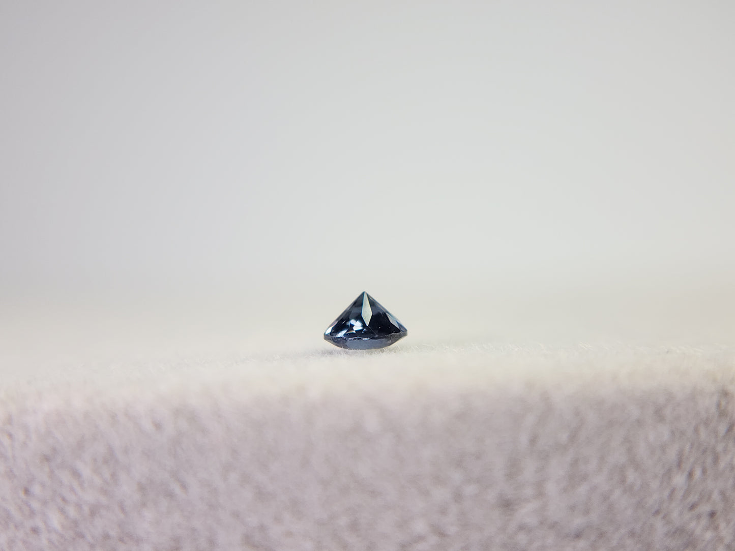 0929-9　ブルースピネル　0.17ct