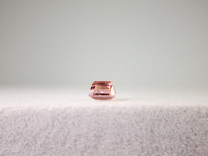 0879-82  トルマリン  0.43ct