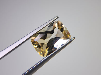 0365-5-2　バイカラーシトリン　2.18ct