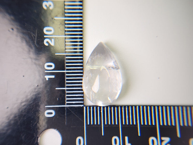 0887-7　クォーツインクォーツ　10.38ct