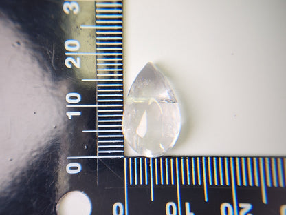0887-7　クォーツインクォーツ　10.38ct