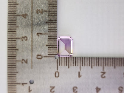 AMT-17　アメトリン　2.21ct