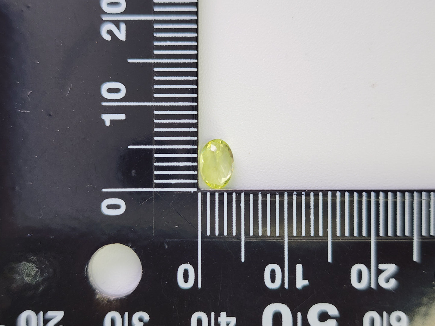 0928-4　パロットクリソベリル　0.45ct