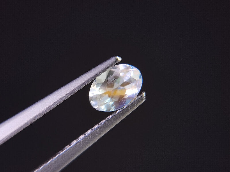 0760-9　アンデシンラブラドライト　0.48ct