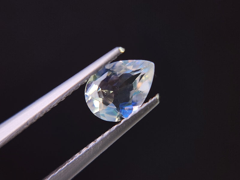 【お値下げ中】アンデシンラブラドライト8石 0763-2 アンデシンラブラドライト 0.68ct – 東洋ルース公式オンライン
