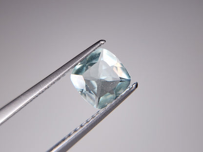 gBE-9　グリーンベリル　0.80ct