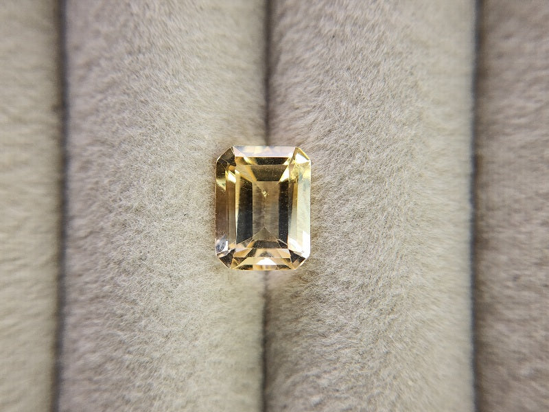 0365-4-26　バイカラーシトリン　2.22ct