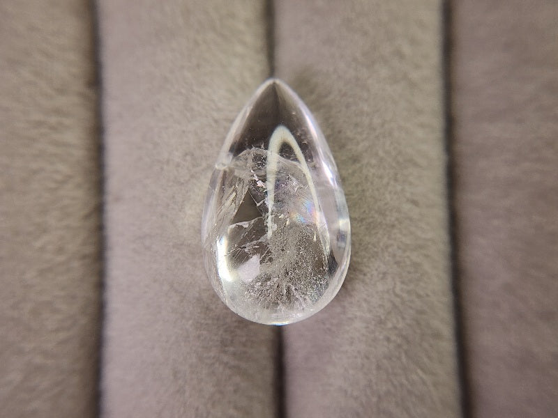 0887-23　クォーツインクォーツ　13.39ct