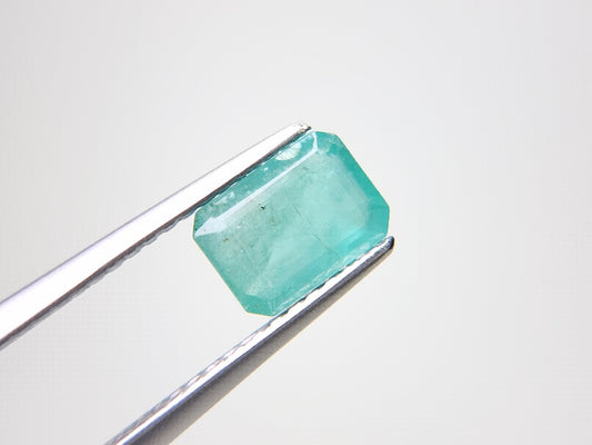 EM-9　エメラルド　1.05ct