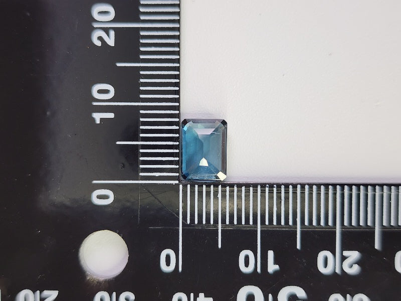 0931-12　ロンドンブルートパーズ　1.75ct