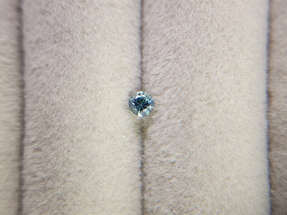 0090-28　モンタナサファイア　0.18ct