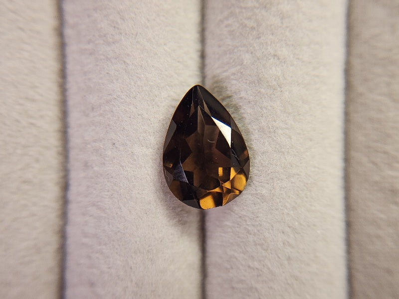 SMQ-14　スモーキークォーツ　3.67ct