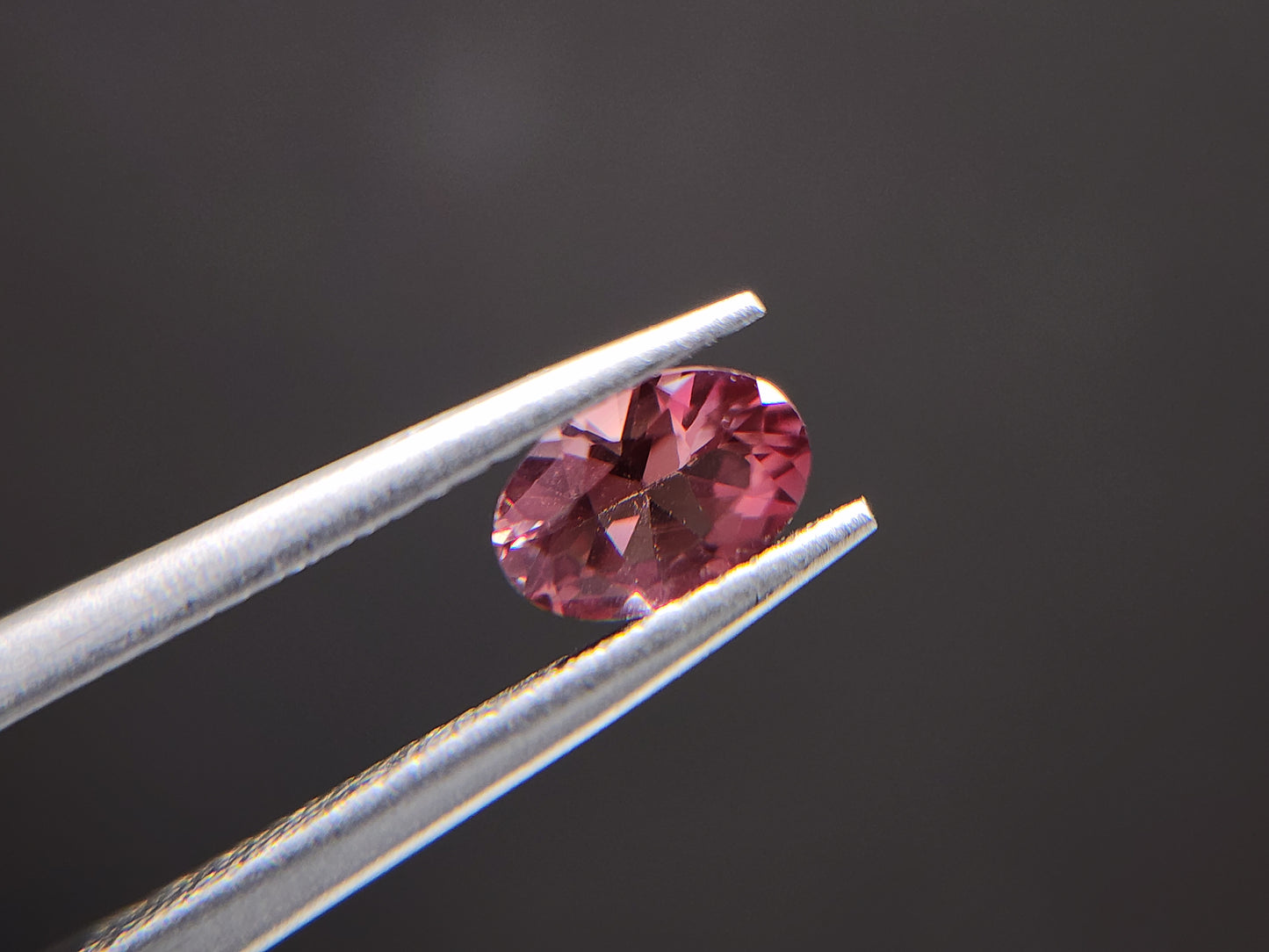 0152-2-3　バイカラーアンデシン　0.37ct
