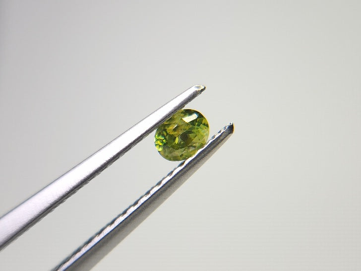 0932-1-11　スフェーン　0.12ct