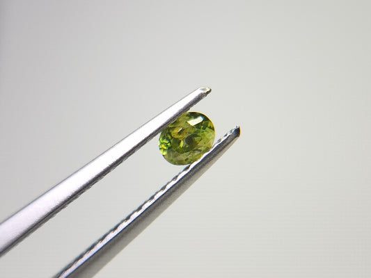 0932-1-11　スフェーン　0.12ct