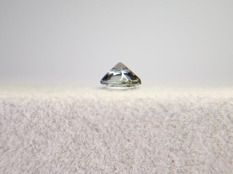 0657-29-7　ゾイサイト　0.33ct