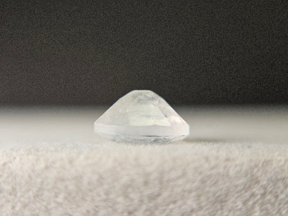 blMO-11　ブルームーンストーン　1.35ct