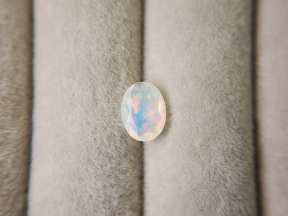 0909-1-6　オパール　0.78ct